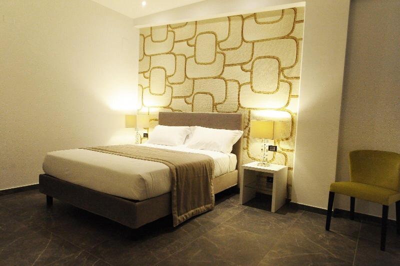 Hotel Up Wellness & Spa Foggia Bagian luar foto