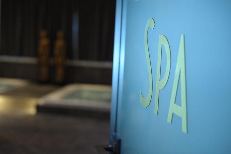 Hotel Up Wellness & Spa Foggia Bagian luar foto