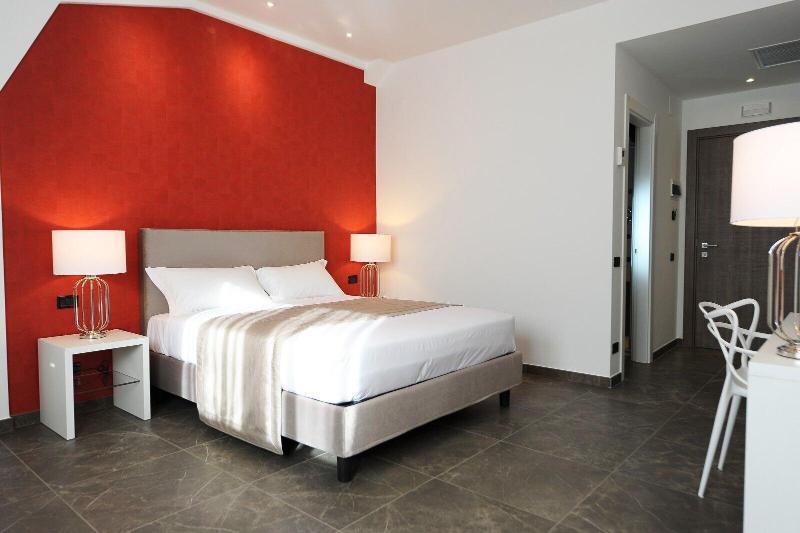 Hotel Up Wellness & Spa Foggia Bagian luar foto